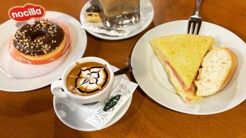 Fotografia tomada fuera de Cafetería Urdaneta Colegio - cafeterías en Lauroeta, Vizcaya