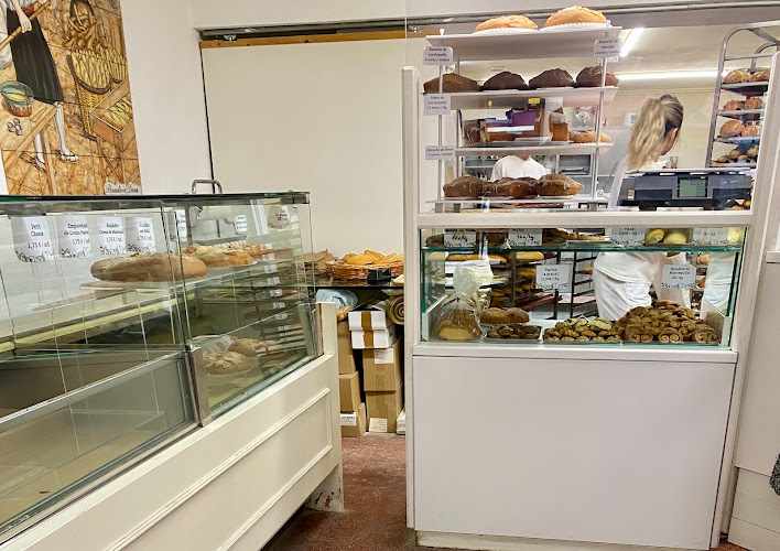 Fotografia tomada fuera de Panadería Obrador Artesana - Panadería en Santander, Cantabria