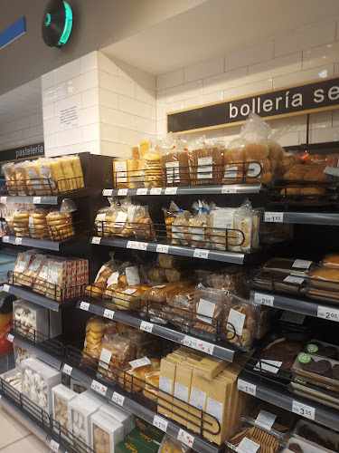 Fotografia tomada fuera de Lupa Supermercados - Supermercado en Villarcayo, Burgos