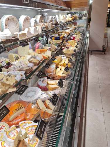 Fotografia tomada fuera de Sunka | Lleida - Supermercado en Lleida, Lérida