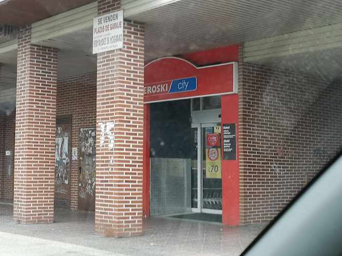 Fotografia tomada fuera de EROSKI - Supermercado en Vitoria-Gasteiz, Álava