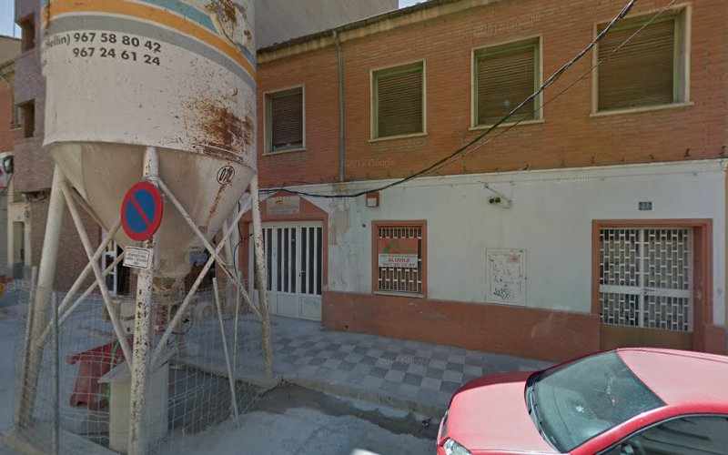 Fotografia tomada fuera de Escuela Regional de Panadería y Pastelería de Castilla la Mancha - Panadería en Albacete, Albacete
