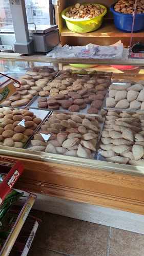 Fotografia tomada fuera de Panadería Campayo. - Panadería en Ayna, Albacete