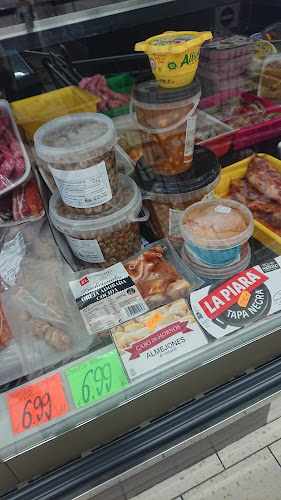Fotografia tomada fuera de Supermercado Lidl - Supermercado de descuentos en Hellín, Albacete