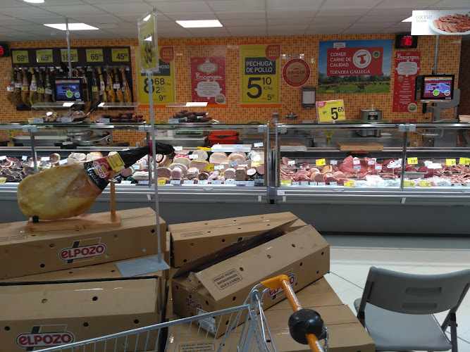 Fotografia tomada fuera de Supermercados Consum - Supermercado en Hellín, Albacete