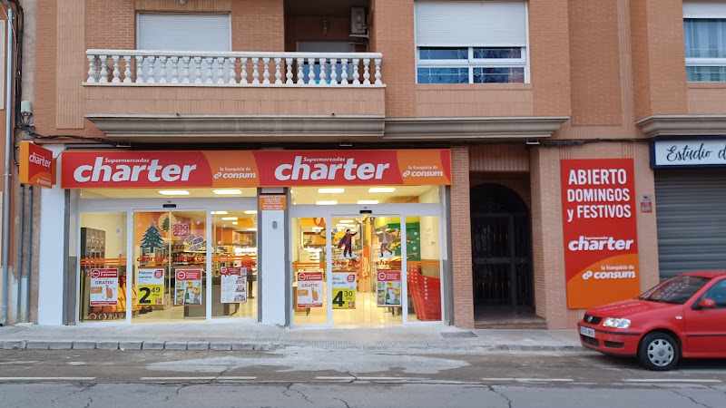 Fotografia tomada fuera de Supermercados Charter - Supermarché en Hellín, Albacete