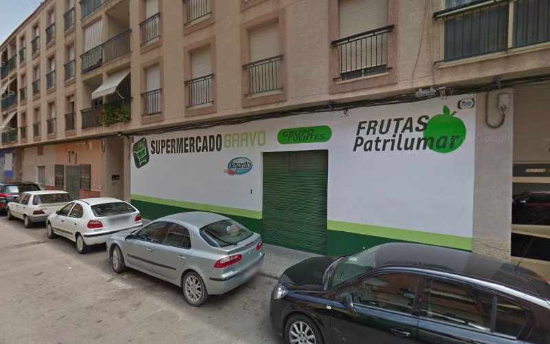 Fotografia tomada fuera de Supermercado Bravo (Patrilumar) - Supermercado en Hellín, Albacete