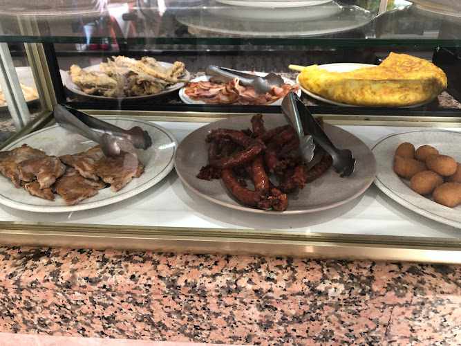 Fotografia tomada fuera de Restaurante Taperia DULCINEA - restaurantes en Hellín, Albacete