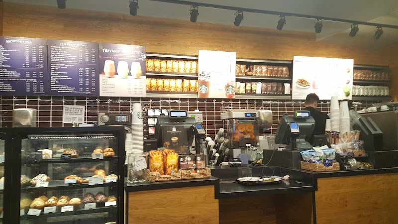 Fotografia tomada fuera de Starbucks - cafeterías en Córdoba, Córdoba