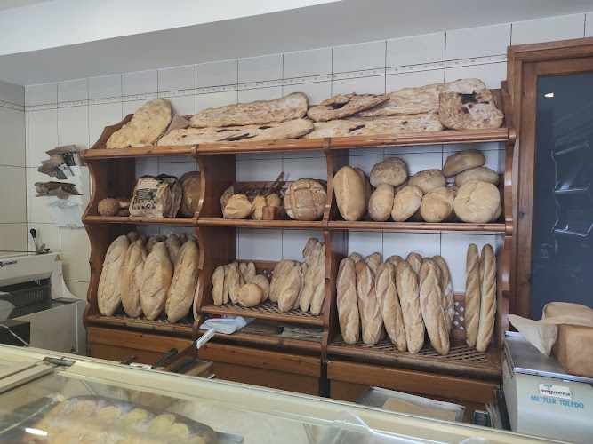 Fotografia tomada fuera de Forn d'en Jordi - Panadería en Martinet, Lérida