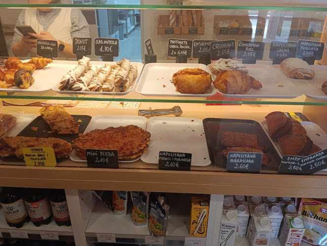 Fotografia tomada fuera de Món Celíac - Panadería en Lleida, Lérida