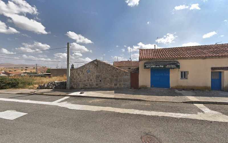 Fotografia tomada fuera de Artesanos Del Pan - Panadería en Mediana de Voltoya, Ávila