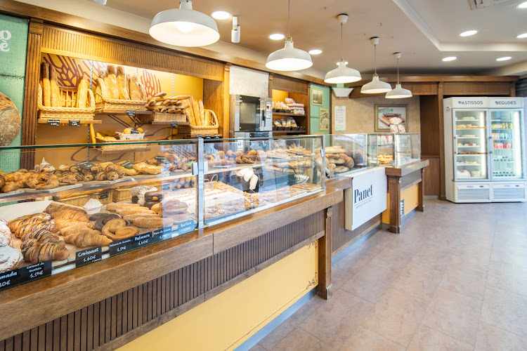 Fotografia tomada fuera de Panet Lleida - Forn de pa i pastisseria - Panadería en El Prat de Llobregat, Barcelona