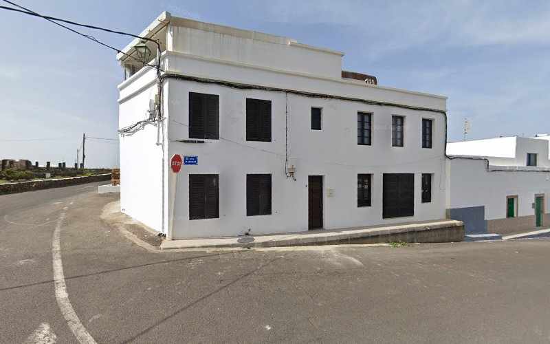 Fotografia tomada fuera de Panificadora hermanos Pacheco sl - Fábrica en Tinajo, Las Palmas