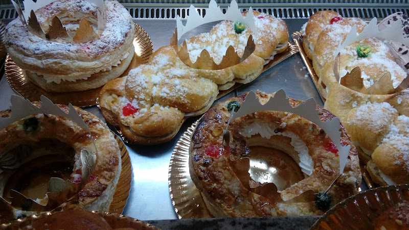 Fotografia tomada fuera de Panadería Tudense - Panadaría en Tui, Pontevedra