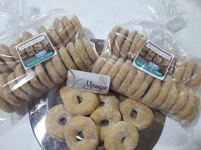 Fotografia tomada fuera de Obrador Merengue Artesanos - Pastelería en Jun, Granada