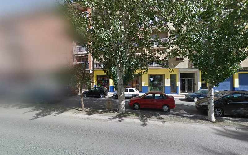Fotografia tomada fuera de Despacho Tahona del Paseo - Panadería en Guadix, Granada