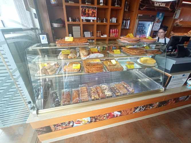 Fotografia tomada fuera de Panificadora del Eo - Cafetería Foz - Panadería en Foz, Lugo