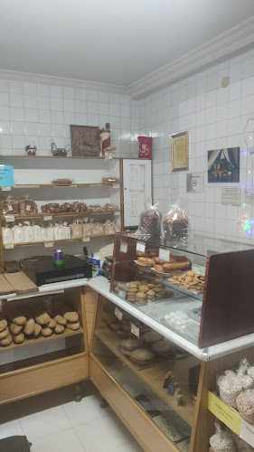 Fotografia tomada fuera de Panadería LA FLOR DE LA BAÑEZA - Pastelería en La Bañeza, León