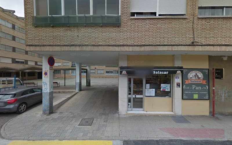 Fotografia tomada fuera de Panadería Salazar - Panadería en Palencia, Palencia