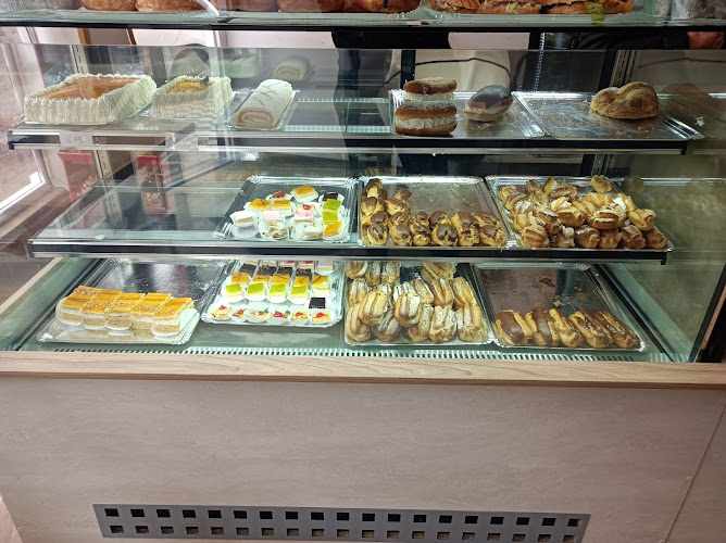 Fotografia tomada fuera de Panaderia El Negrito - Panadería mayorista en Aguilar de Campoo, Palencia