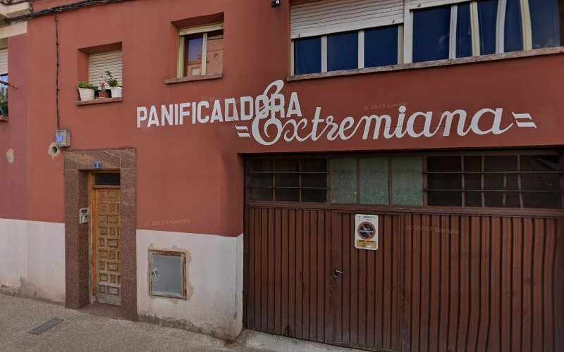 Fotografia tomada fuera de Panadería Extremiana - Panadería en Nájera, La Rioja