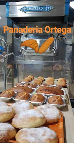 Fotografia tomada fuera de Panadería Ortega - Panadería en Alhama de Granada, Granada
