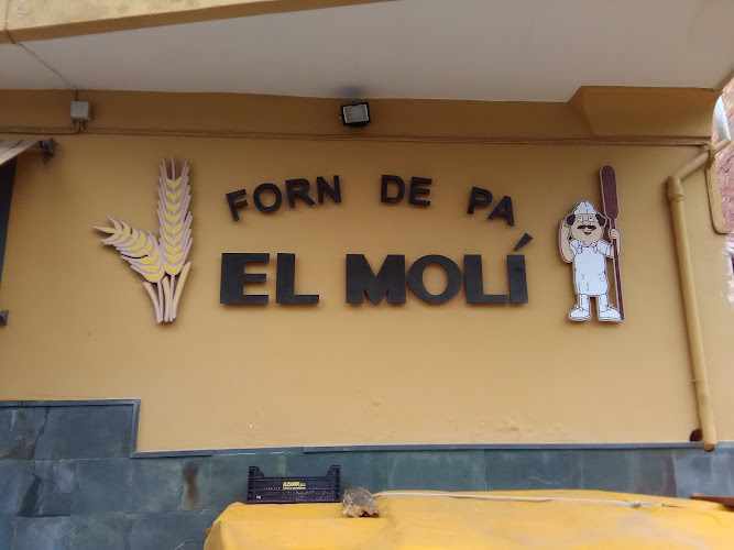 Fotografia tomada fuera de El Molí - Panadería en Planes, Alicante