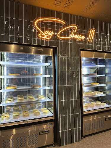 Fotografia tomada fuera de Kasas Cheesecake - Pastelería en Alcalá de Henares, Madrid