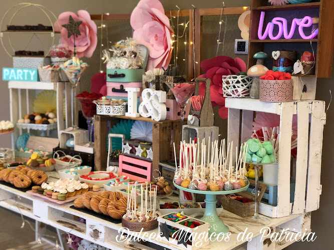 Fotografia tomada fuera de Dulces Mágicos de Patricia - Pastelería en Alcalá de Henares, Madrid