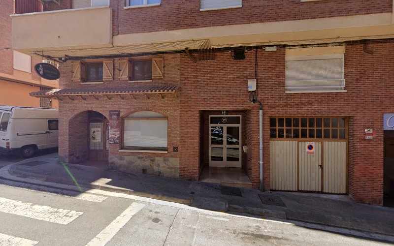 Fotografia tomada fuera de Panadería los Santos Pérez - Panadería en Albelda de Iregua, La Rioja