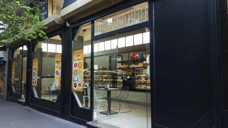 Fotografia tomada fuera de LA TAHONA DE ANDREA III - Pastelería en Madrid, Madrid