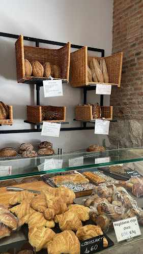 Fotografia tomada fuera de Masa Madre - Panadería en Valladolid, Valladolid