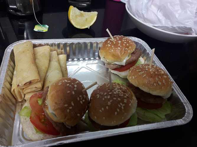 Fotografia tomada fuera de Hermanos Subías Pascual S.L. - Panadería en Garrapinillos, Zaragoza