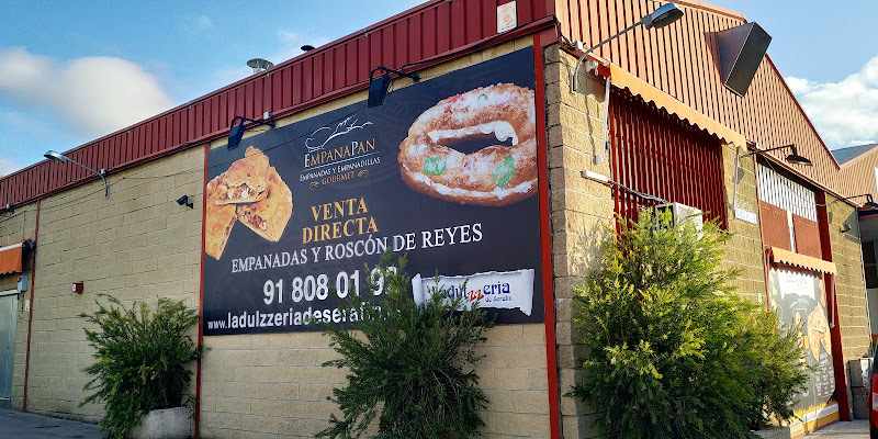 Fotografia tomada fuera de La Dulzzeria de Serafín - Pastelería en Valdemoro, Madrid