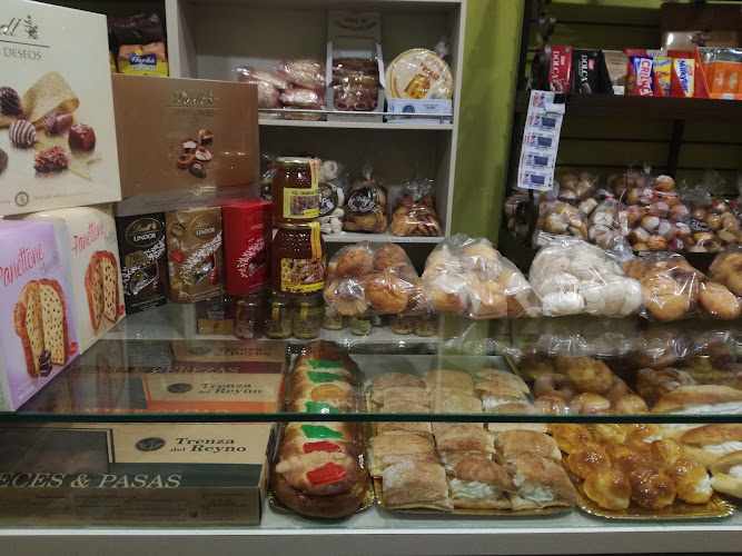 Fotografia tomada fuera de Panadería Ana Mª Tristán - Panadería en Buñuel, Navarra