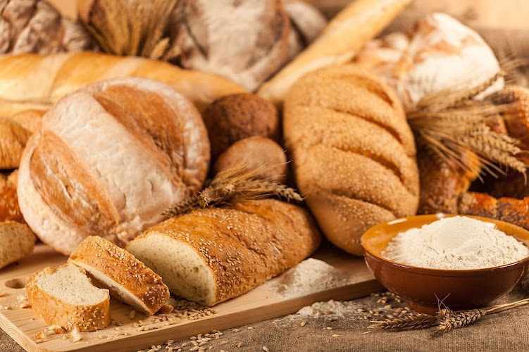Fotografia tomada fuera de Panadería Café Azparren - Panadería en Aibar, Navarra