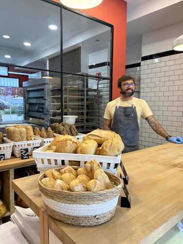 Fotografia tomada fuera de Miolo Panadería - Panadería en Urduliz, Vizcaya