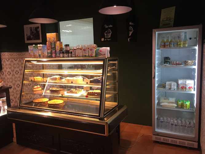 Fotografia tomada fuera de Txarloska Pastelería Vegana - Pastelería en Bilbao, Vizcaya