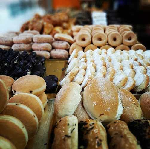 Fotografia tomada fuera de Panadería Pastelería La Parada - Panadería en Bilbao, Vizcaya
