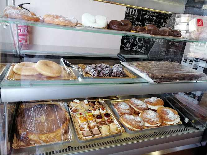 Fotografia tomada fuera de Pastelería Dolce Vita - Heladería en Candeleda, Ávila