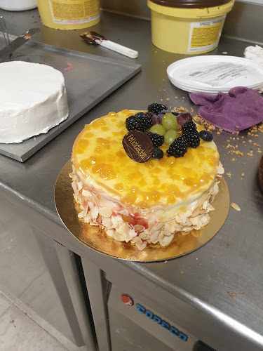 Fotografia tomada fuera de Panadería Noelia - Panadería en El Puig de Santa Maria, Valencia