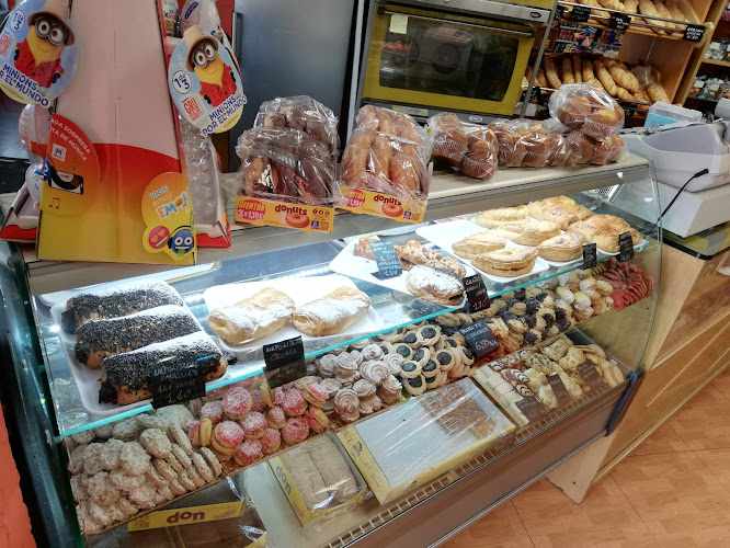 Fotografia tomada fuera de Panadería y golosinas Dulcinea - Panadería en El Casar, Guadalajara