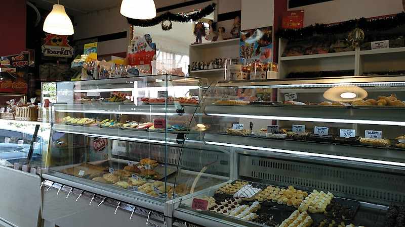 Fotografia tomada fuera de Pasteleria Varo - Panadería en El Casar, Guadalajara