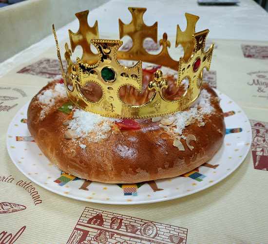 Fotografia tomada fuera de Panadería Artesana Miguel Angel - Panadería en Guadalajara, Guadalajara