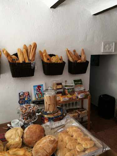 Fotografia tomada fuera de Olmeraki - Panadería en Olmeda de las Fuentes, Madrid