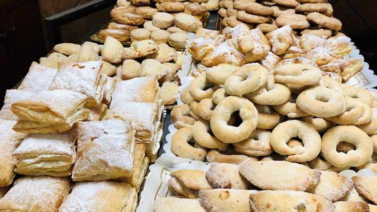 Fotografia tomada fuera de Panadería y bollería El Meón - Panadería en Ibros, Jaén