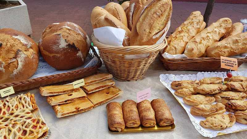 Fotografia tomada fuera de Panadería Lara - Panadería en San Martín de la Virgen del Moncayo, Zaragoza