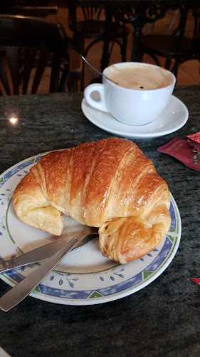 Fotografia tomada fuera de Panadería A Peneira - Panadería en Fonte Díaz, A Coruña