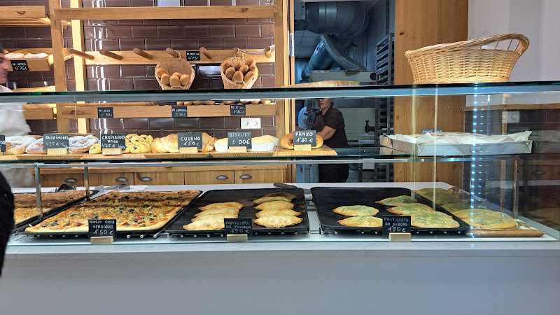 Fotografia tomada fuera de Pa I Dolços Signes - Forn de pa en Cullera, Valencia